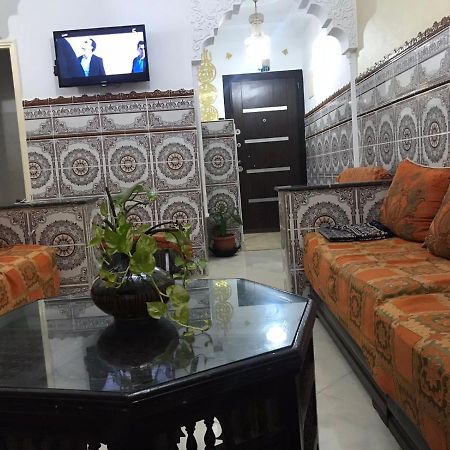 Appartement Familial Pres D Aeroport Tanger エクステリア 写真